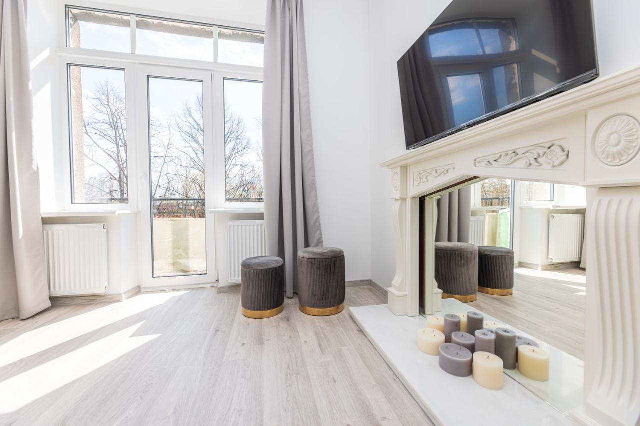 Heritage House Dane Apartment Κλαϊπέντα Εξωτερικό φωτογραφία