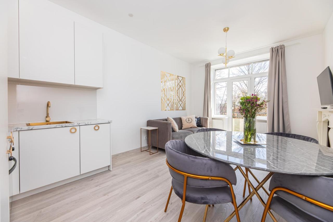 Heritage House Dane Apartment Κλαϊπέντα Εξωτερικό φωτογραφία